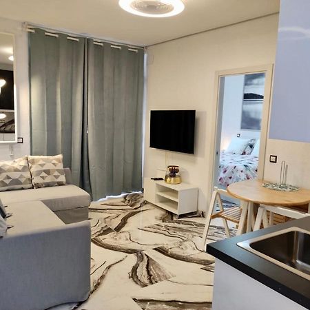 2 Bedrooms Flat + Balcony + Parking At Las Canteras Beach Las Palmas Exterior photo