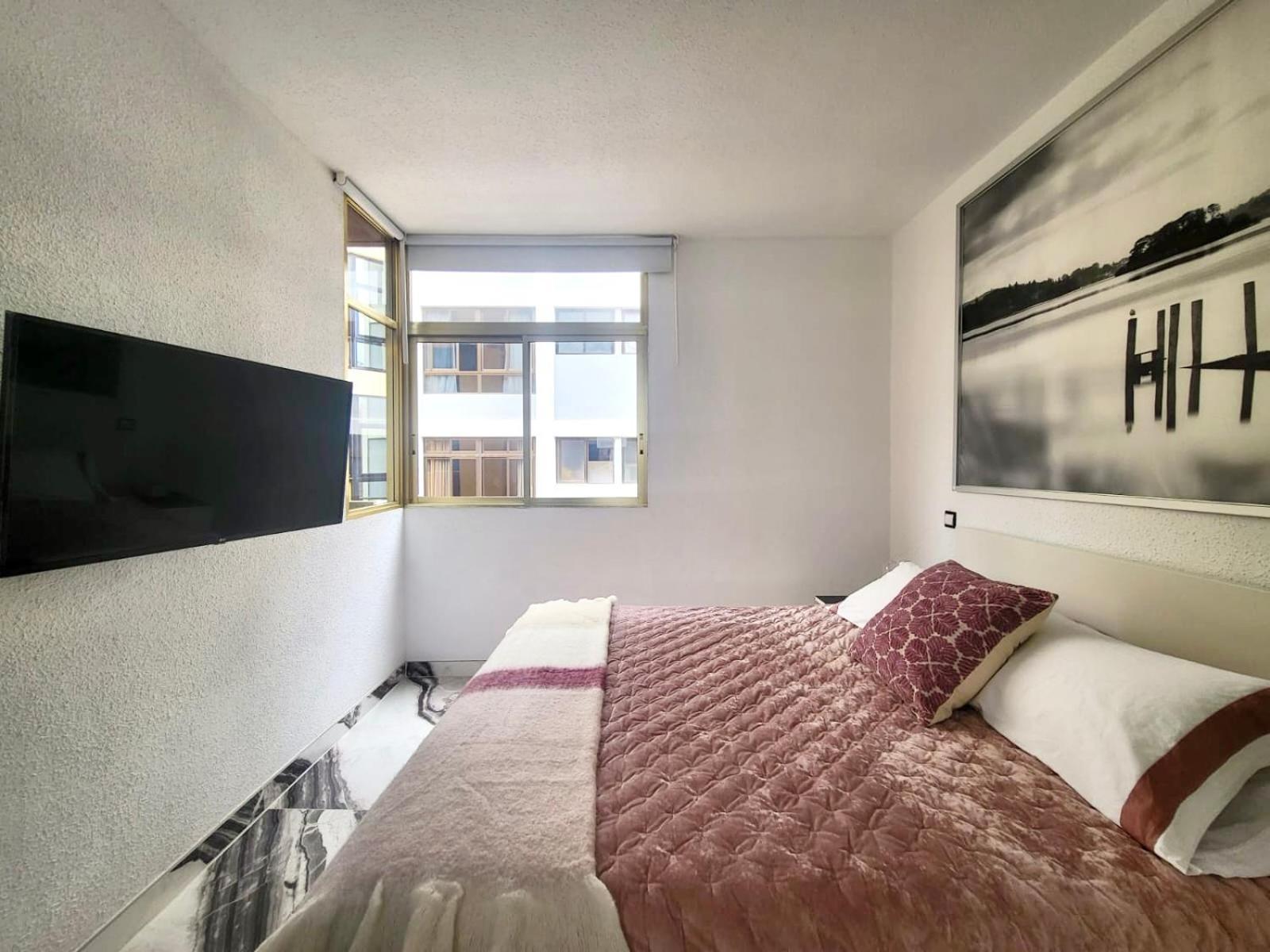 2 Bedrooms Flat + Balcony + Parking At Las Canteras Beach Las Palmas Exterior photo